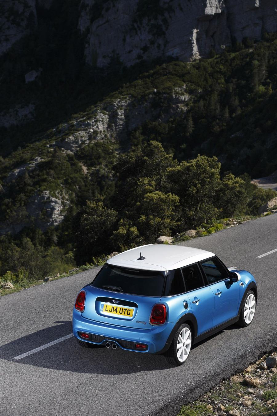  Mini Cooper S 5-Door 2014 года  (фото 38 из 80)
